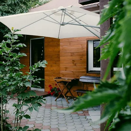 汽车旅馆 Hotelik 3*