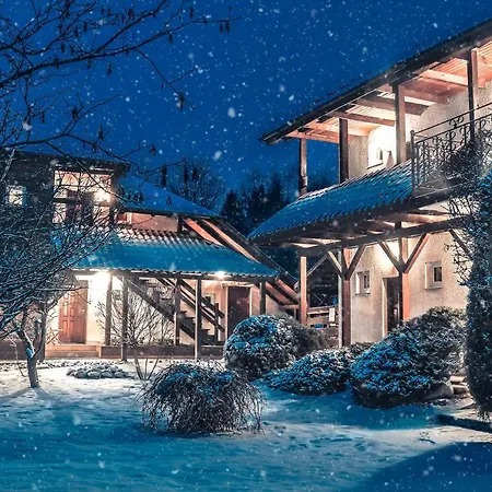 Hotelik 汽车旅馆 3*